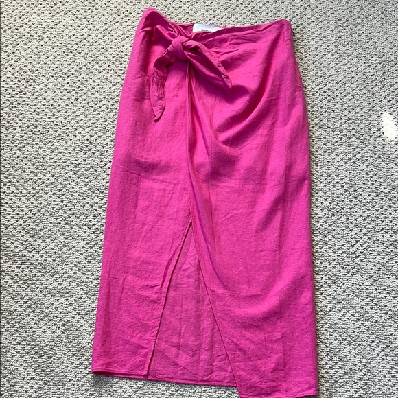 Bershka Dresses & Skirts - Bershka Pink A-Line Skirt